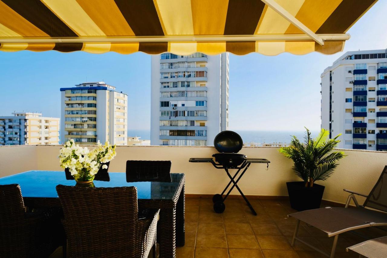 Apartment Stylish Algarve With Spacious Terrace & Sea Views Quarteira