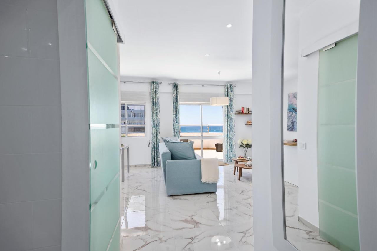 Stylish Algarve With Spacious Terrace & Sea Views Apartment