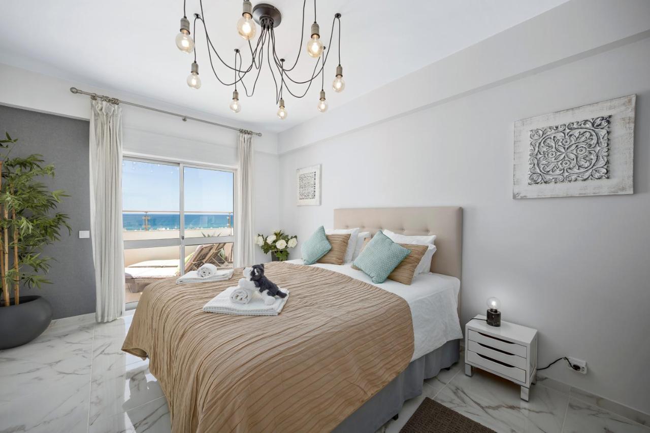 Stylish Algarve With Spacious Terrace & Sea Views Quarteira