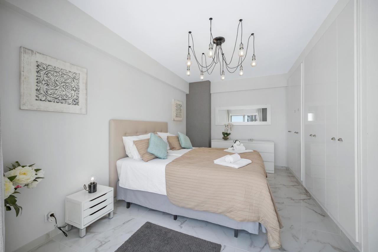 Stylish Algarve With Spacious Terrace & Sea Views Apartment