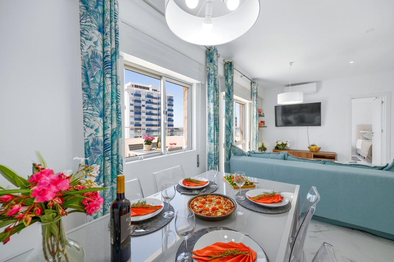 Stylish Algarve With Spacious Terrace & Sea Views Apartment *
