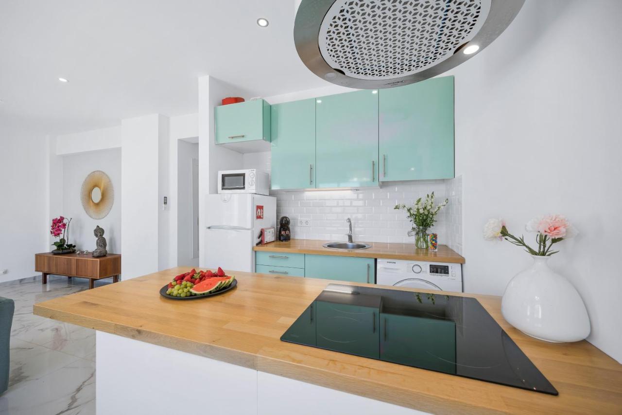 Stylish Algarve With Spacious Terrace & Sea Views * Quarteira